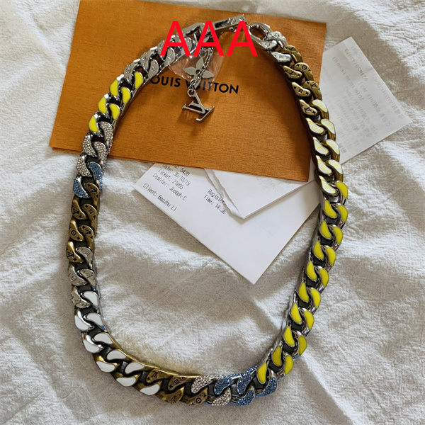 LV Necklace-077