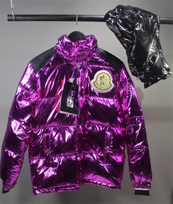 Moncler Down Jacket-M-103