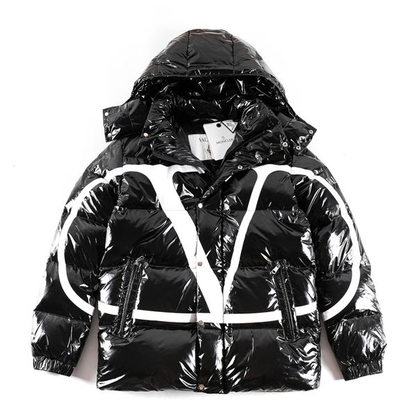 Moncler Down Jacket-M-136