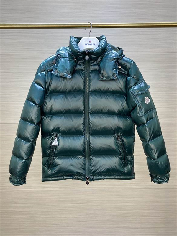 Moncler Down Jacket-M-028
