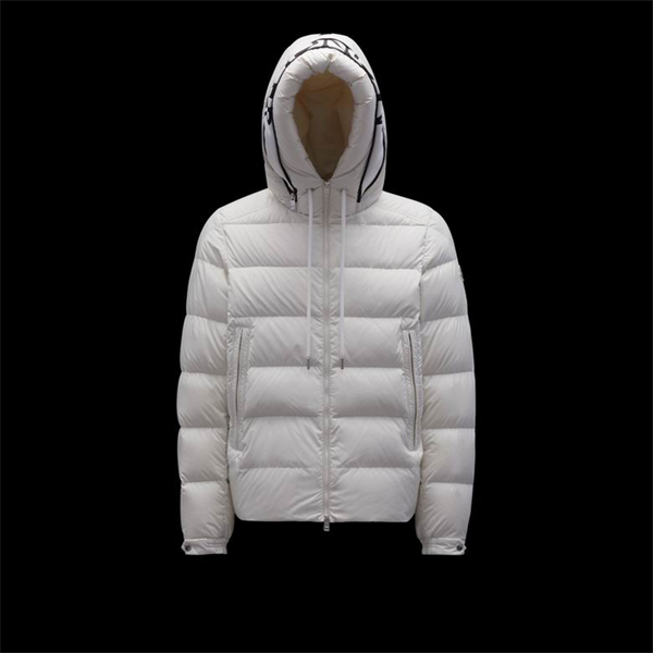Moncler Down Jacket-M-034