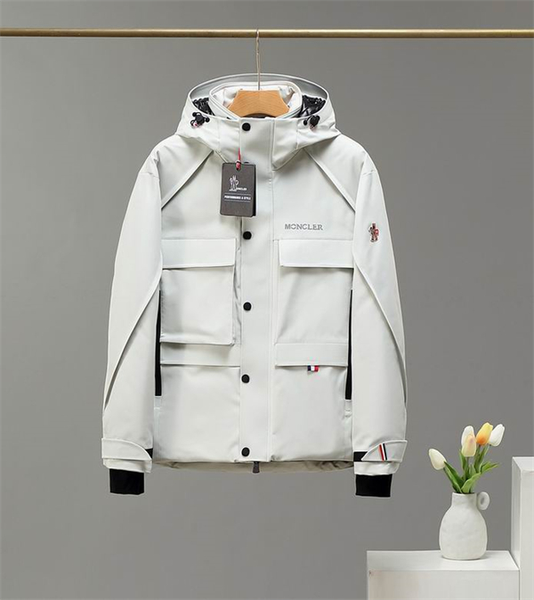 Moncler Down Jacket-M-004