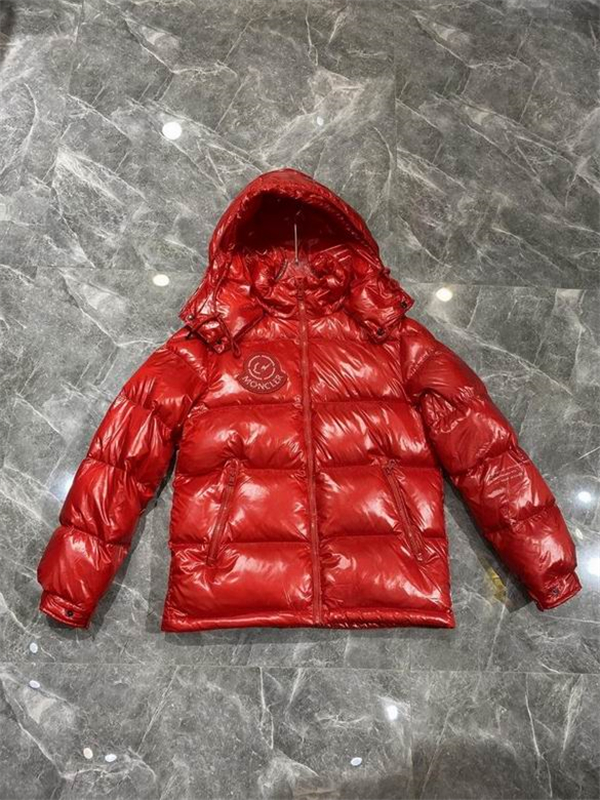 Moncler Down Jacket-M-008