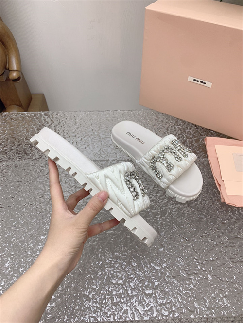 Miu Miu Slipper-W-0055