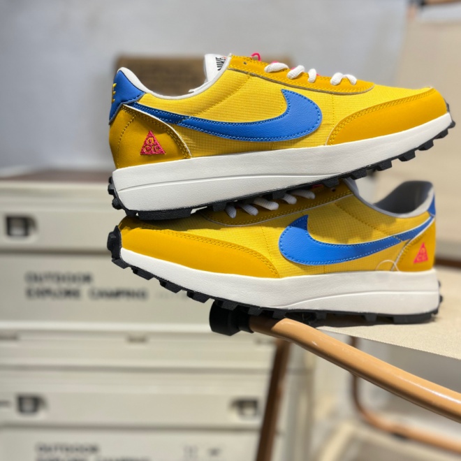 NIKE LDWAFFLE SACAI-W-0108