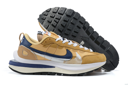 NIKE LDWAFFLE SACAI-W-023