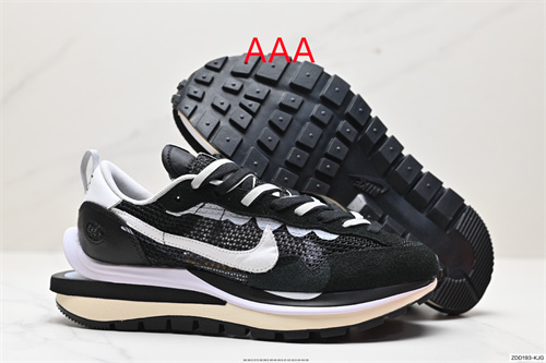 NIKE LDWAFFLE SACAI(AAA)-0009