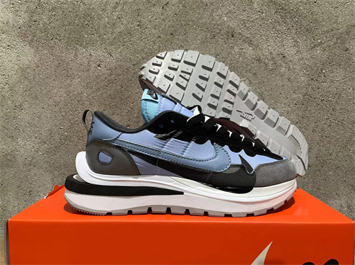 NIKE LDWAFFLE SACAI-M-033