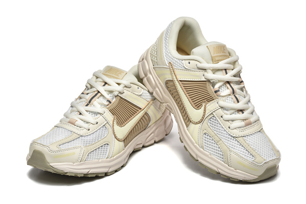 Nike ZOOM VOMERO 5-W-0037