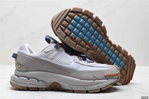 Nike ZOOM VOMERO 7-M-0014