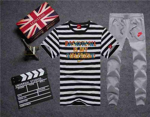Nike T-shirt(Suits)-331