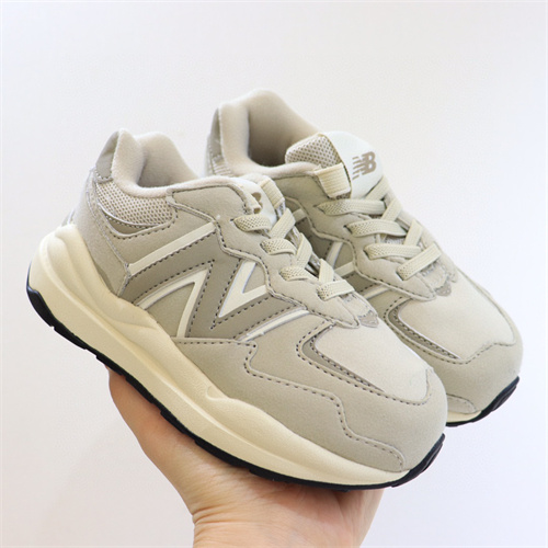 New Balance Shoes(Kids)-051