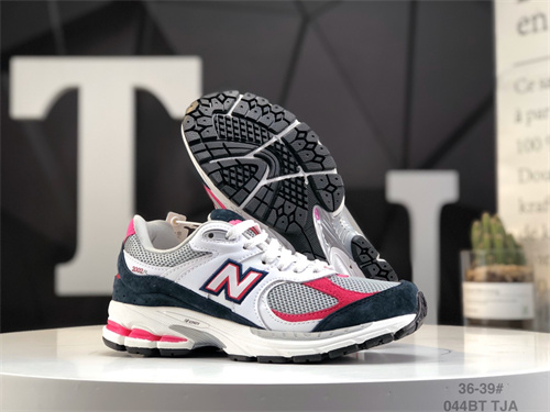 New Balance Shoes-W-226