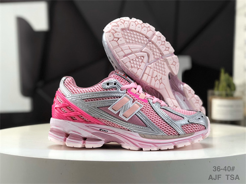 New Balance Shoes-W-0786