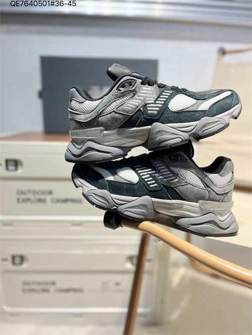 New Balance Shoes-W-1052