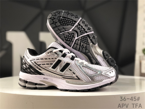 New Balance Shoes-W-1408