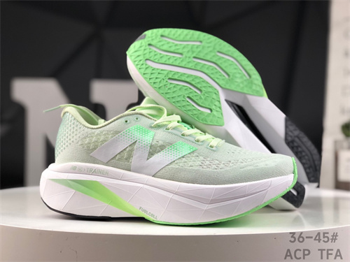 New Balance Shoes-W-1421