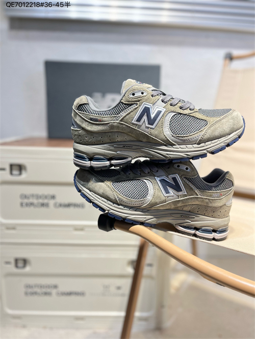 New Balance Shoes-W-1526