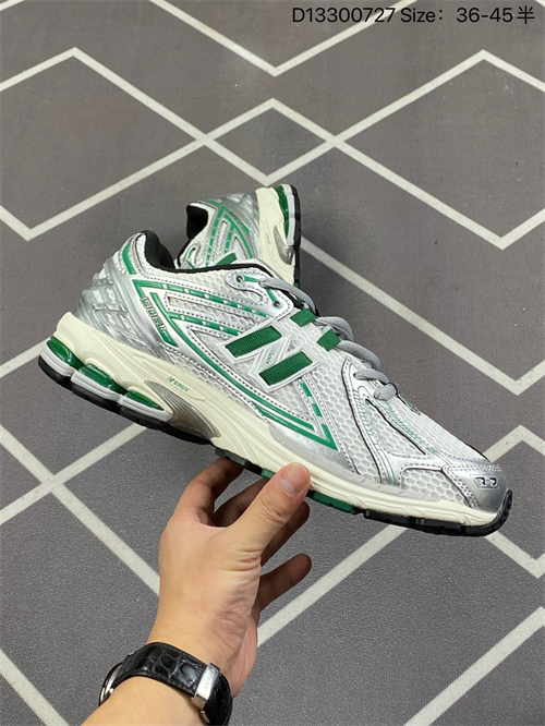 New Balance Shoes-M-1567