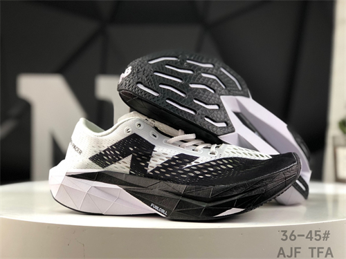 New Balance Shoes-M-1584