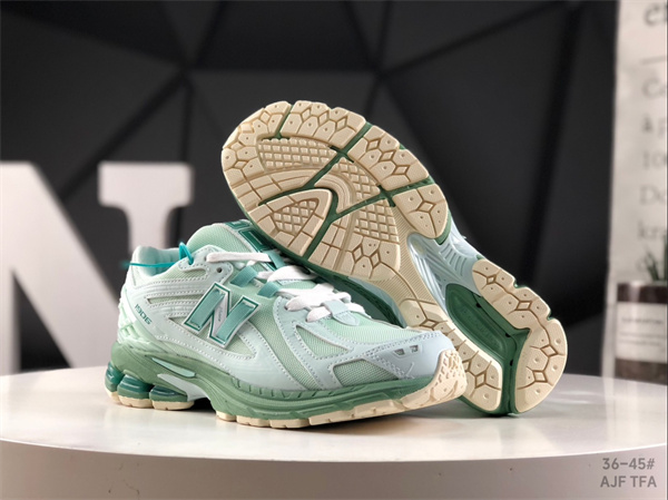 New Balance Shoes-W-1790