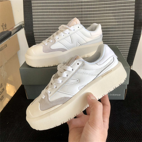 New Balance Shoes-W-199