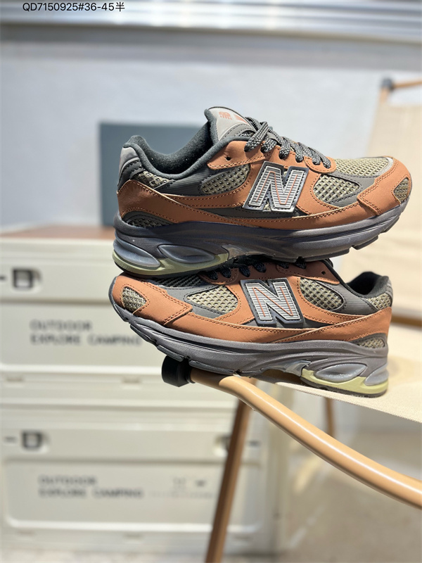 New Balance Shoes-W-1886