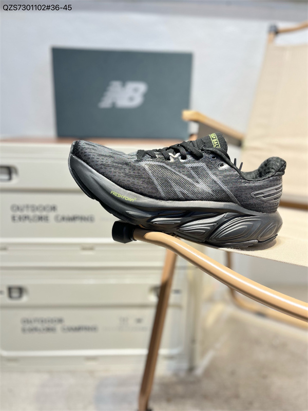 New Balance Shoes-M-1983