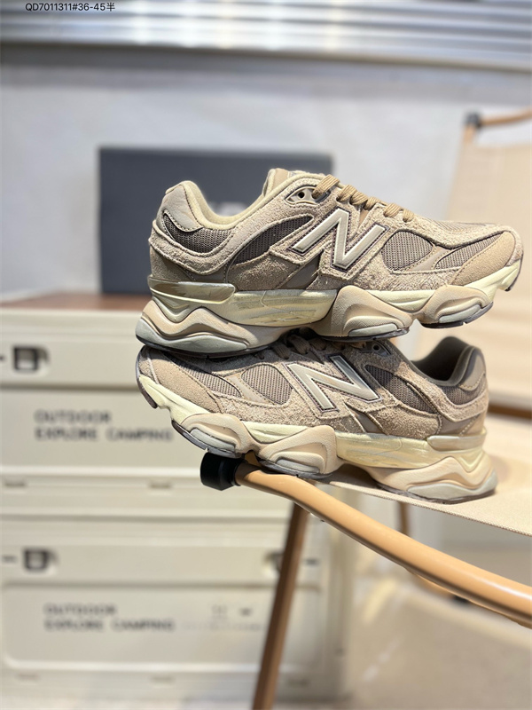 New Balance Shoes-W-2104