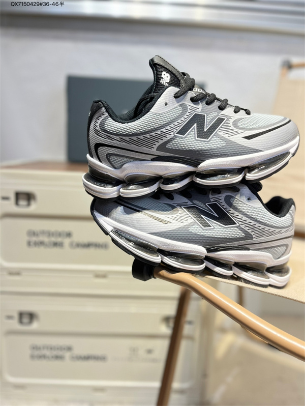 New Balance NB 2000-0018