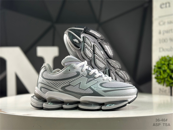 New Balance NB 2000-0031