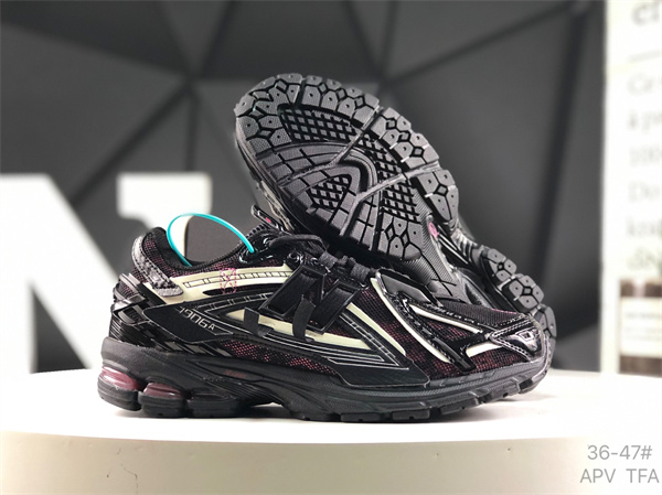 New Balance Shoes-W-2241