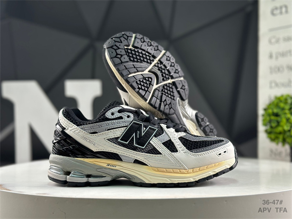 New Balance Shoes-W-2325