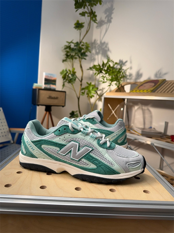 New Balance Shoes-W-2362