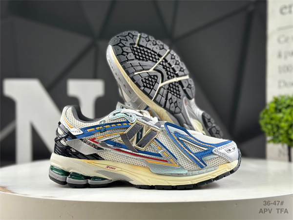 New Balance Shoes-M-2388