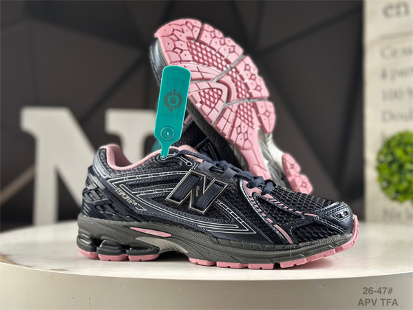 New Balance Shoes-M-2400