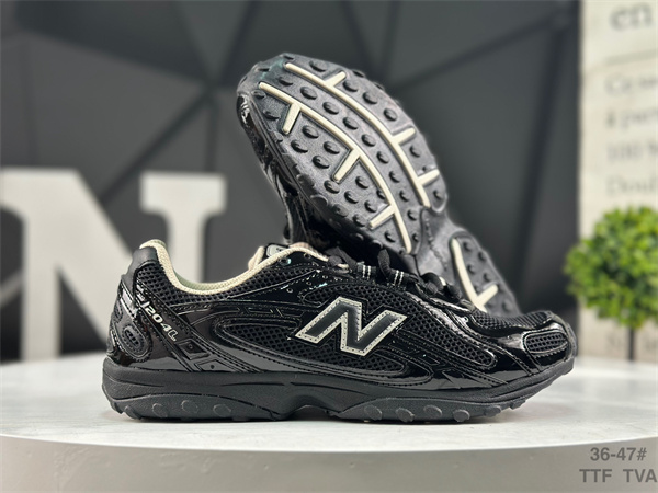 New Balance Shoes-W-2432