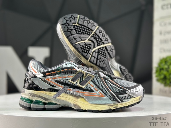 New Balance Shoes-W-2482