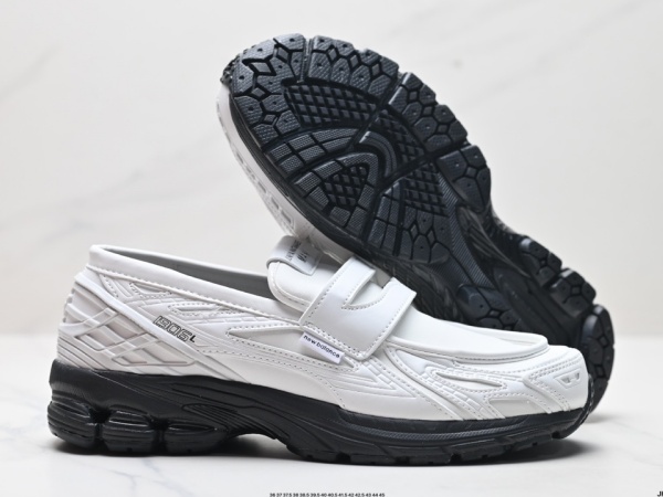 New Balance Shoes-W-2492