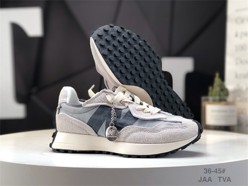 New Balance Shoes-W-0525