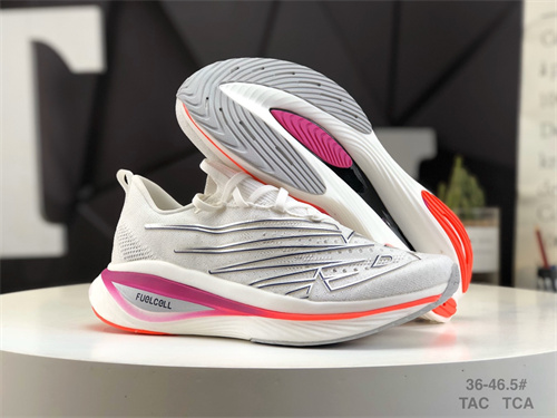 New Balance Shoes-M-0670