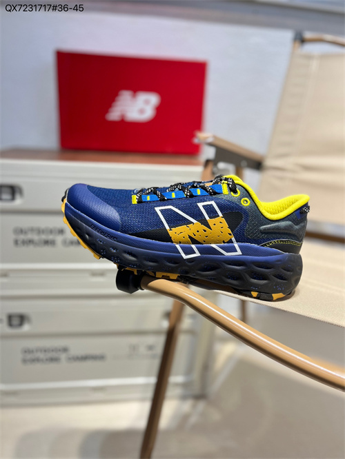 New Balance Shoes-W-0711