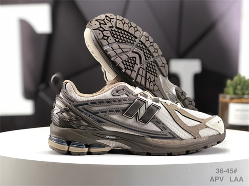 New Balance Shoes-M-0851