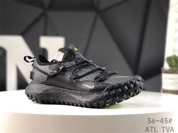 Nike ACG-W-0018