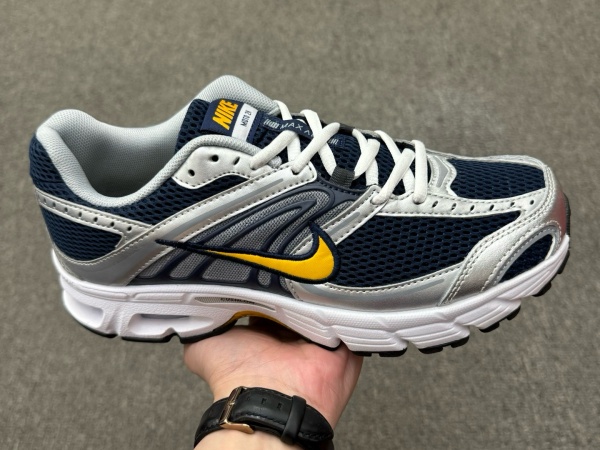 Nike Air Max MOTO 2K-W-0008