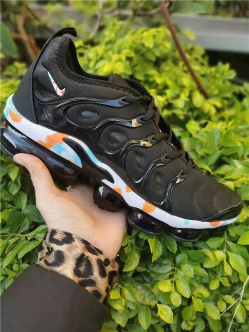 Nike Air VaporMax PLUS-M-004