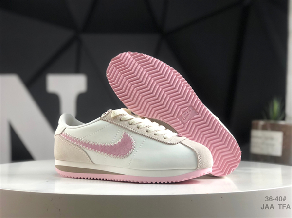 Nike Classic Cortez-W-0043