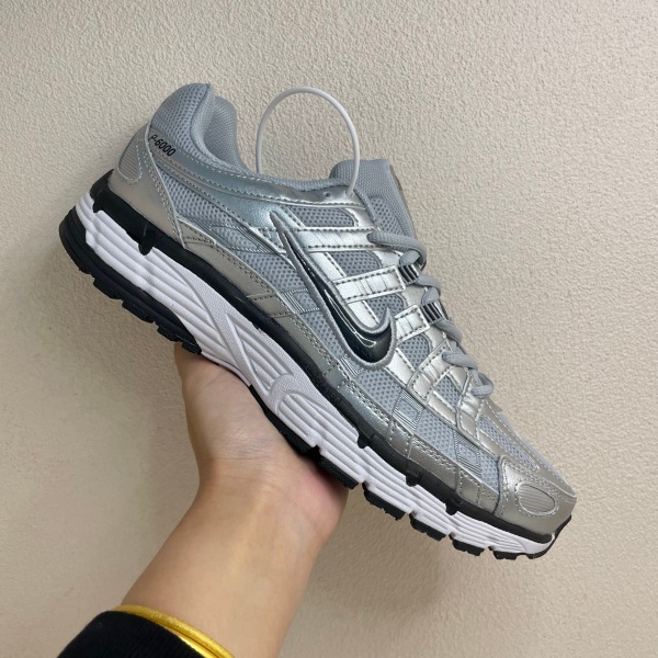 Nike P6000-W-0022