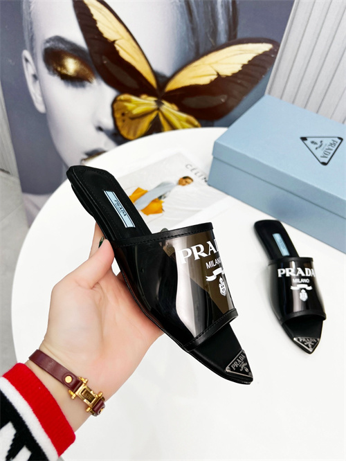 Prada Sandal-W-032