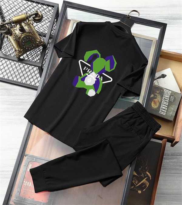 Prada T-shirt(Suits)-040